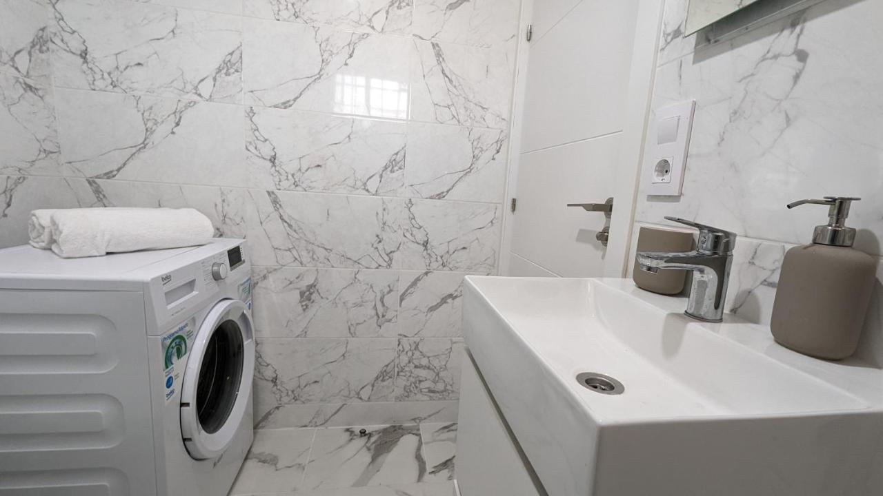 Acuarium Levante Beach Apartment Benidorm Exteriör bild